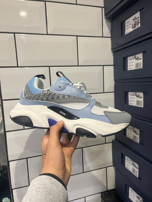 Light biue Dior’s